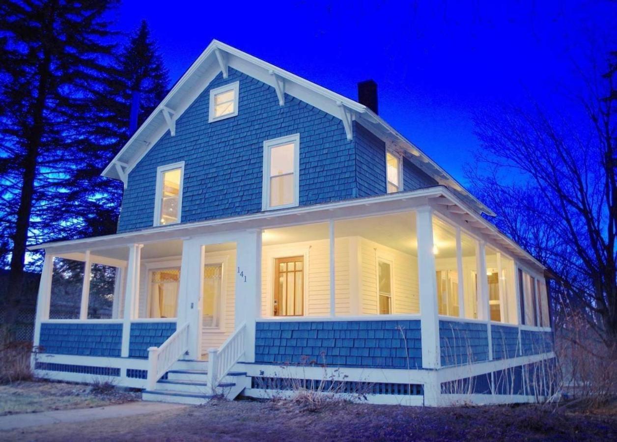 The Craftsman Farmhouse With Modern Flair Bethlehem Exterior foto